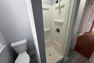 73 Waterville St, Waterbury, CT 06710 - Photo 3