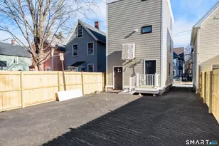 28 Townsend St, New Haven, CT 06511 - Photo 3