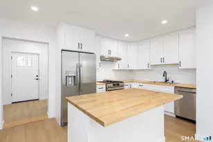 28 Townsend St, New Haven, CT 06511 - Photo 5