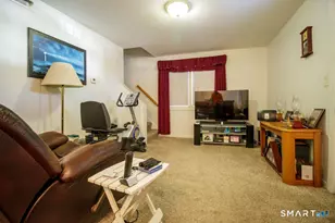 94 Pennsylvania Ave, New Britain, CT 06052 - Photo 13