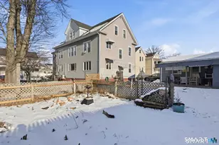 15 Rose St, Stamford, CT 06906 - Photo 5