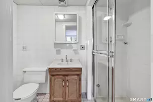 261 Agawam Dr, Stratford, CT 06614 - Photo 31