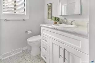 261 Agawam Dr, Stratford, CT 06614 - Photo 19