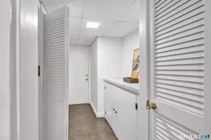 261 Agawam Dr, Stratford, CT 06614 - Photo 33