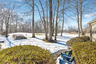 261 Agawam Dr, Stratford, CT 06614 - Photo 3