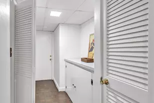 261 Agawam Dr, Stratford, CT 06614 - Photo 33