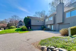 261 Agawam Dr, Stratford, CT 06614 - Photo 37