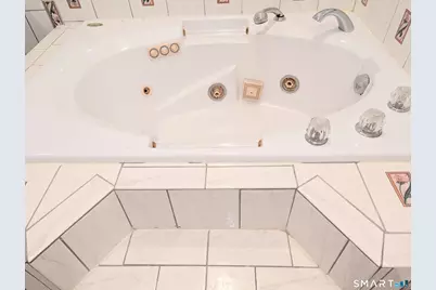 139 Little Deer Road, Bridgeport, CT 06606 - Photo 19