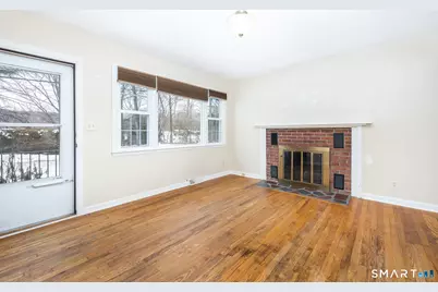 411 Bennetts Farm Road, Ridgefield, CT 06877 - Photo 7