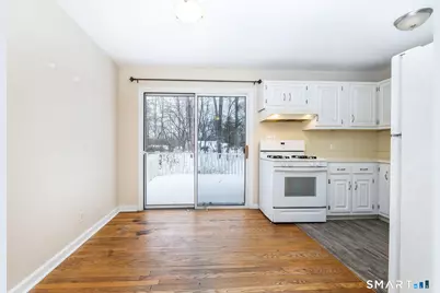 411 Bennetts Farm Road, Ridgefield, CT 06877 - Photo 9