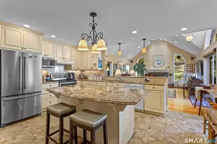 137 Upper Pattagansett Rd, East Lyme, CT 06333 - Photo 3