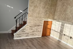 82 Yaremich Dr, Bridgeport, CT 06606 - Photo 7