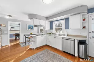 153 Brewster Rd, West Hartford, CT 06117 - Photo 19