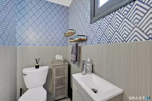 153 Brewster Rd, West Hartford, CT 06117 - Photo 21