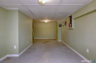 48 Winthrop Ct, Milford, CT 06460 - Photo 35