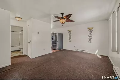 209 Midway Oval, Groton, CT 06340 - Photo 5