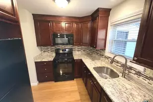 97 Country Hill Rd, Naugatuck, CT 06770 - Photo 3