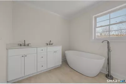 4 Jans Way, Guilford, CT 06437 - Photo 19