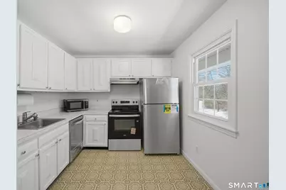 11 Bradley Circle #A, Enfield, CT 06082 - Photo 3