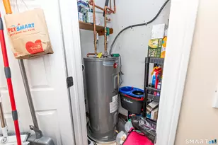 248 Woodford Ave, Plainville, CT 06062 - Photo 15