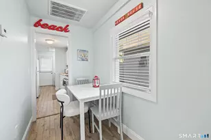 108 College Pl, Fairfield, CT 06824 - Photo 5