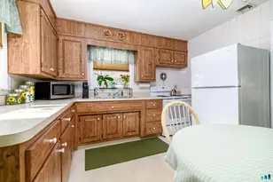 177 Putting Green Rd, Fairfield, CT 06825 - Photo 11