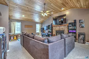 6 Laura Ave, Prospect, CT 06712 - Photo 5