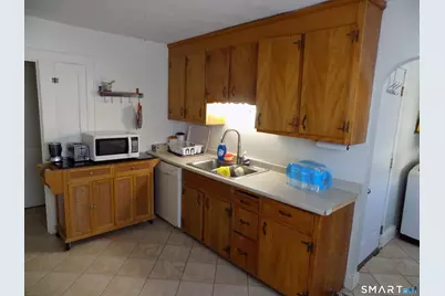 14 Pratt Street, Bristol, CT 06010 - Photo 3