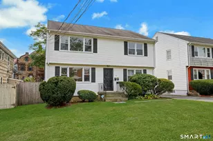 22 Hackett Cir N, Stamford, CT 06906 - Photo 13