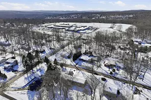 10 Fairlawn Ave, East Hampton, CT 06424 - Photo 37