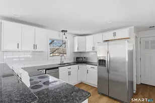 10 Fairlawn Ave, East Hampton, CT 06424 - Photo 11