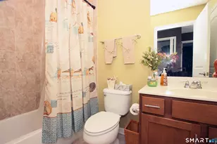 72 Tucker St, Danbury, CT 06810 - Photo 27