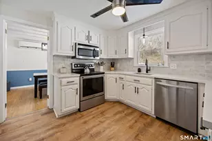 346 Village Dr, Cheshire, CT 06410 - Photo 7