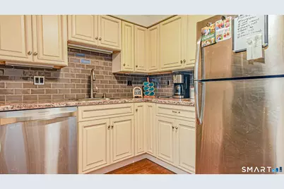 72 River Bend Road #B, Stratford, CT 06614 - Photo 9