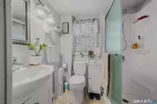 349 Naubuc Ave, Glastonbury, CT 06033 - Photo 9