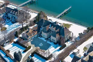 10 Shorehaven Rd, Norwalk, CT 06855 - Photo 1