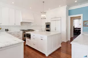 10 Shorehaven Rd, Norwalk, CT 06855 - Photo 9