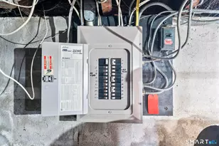 302 Gravel St, Meriden, CT 06450 - Photo 31