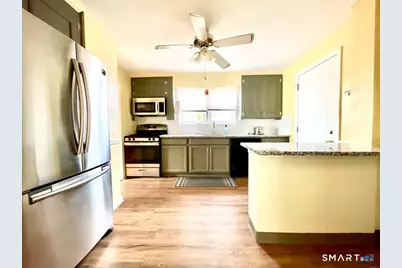 55 Bronx Avenue, Waterbury, CT 06705 - Photo 11