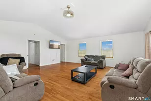 25 Tyler Hill Rd, Naugatuck, CT 06770 - Photo 13