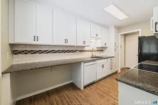 42 Library Ln, Simsbury, CT 06070 - Photo 13