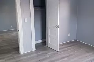 28 Crescent St, Ansonia, CT 06401 - Photo 7