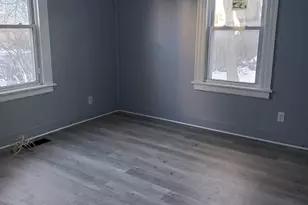 28 Crescent St, Ansonia, CT 06401 - Photo 5