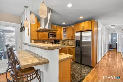 240 Valley Avenue, Bridgeport, CT 06606 - Photo 11