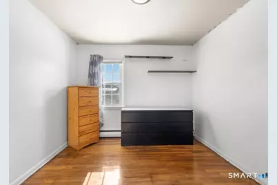 240 Valley Avenue, Bridgeport, CT 06606 - Photo 23