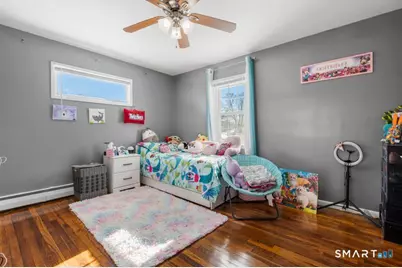 240 Valley Avenue, Bridgeport, CT 06606 - Photo 15