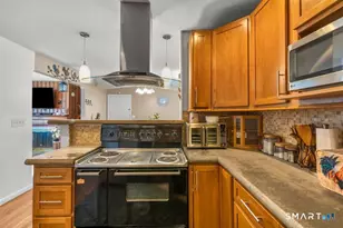 240 Valley Ave, Bridgeport, CT 06606 - Photo 13