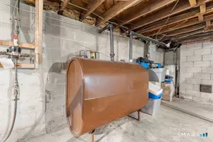 240 Valley Ave, Bridgeport, CT 06606 - Photo 25