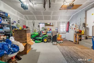 240 Valley Ave, Bridgeport, CT 06606 - Photo 27