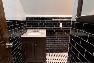 128 Prince St, Bridgeport, CT 06610 - Photo 9